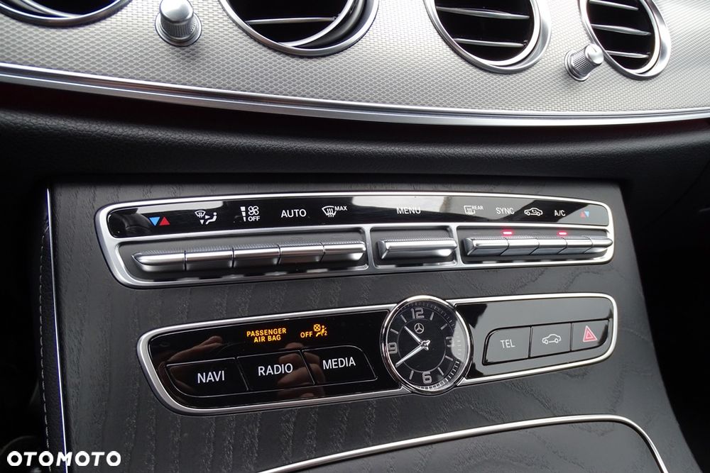 Mercedes-Benz Klasa E - 36