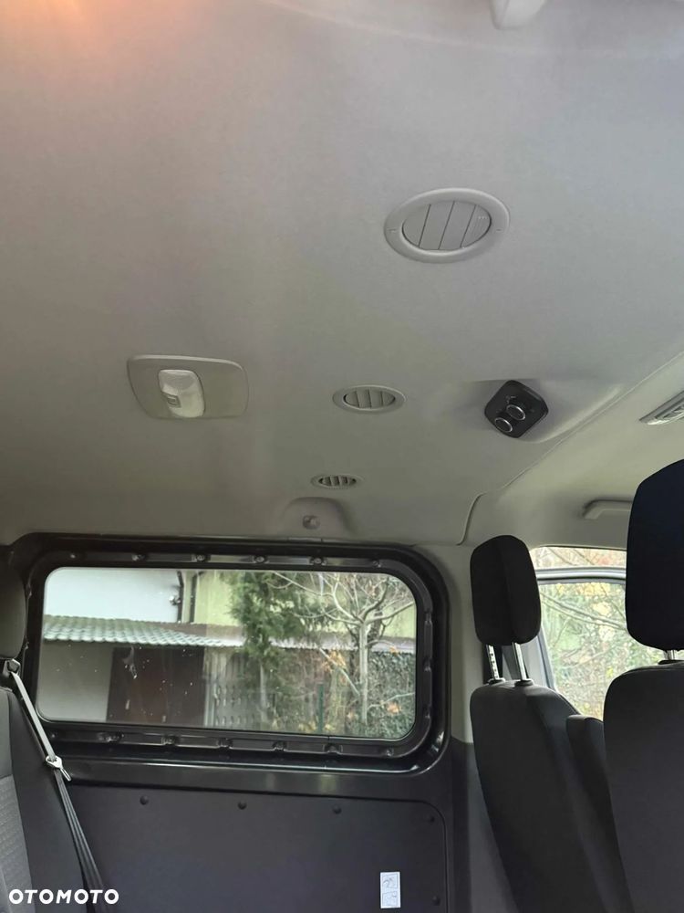 Ford Transit Custom 270 L1H1 Ambiente - 27