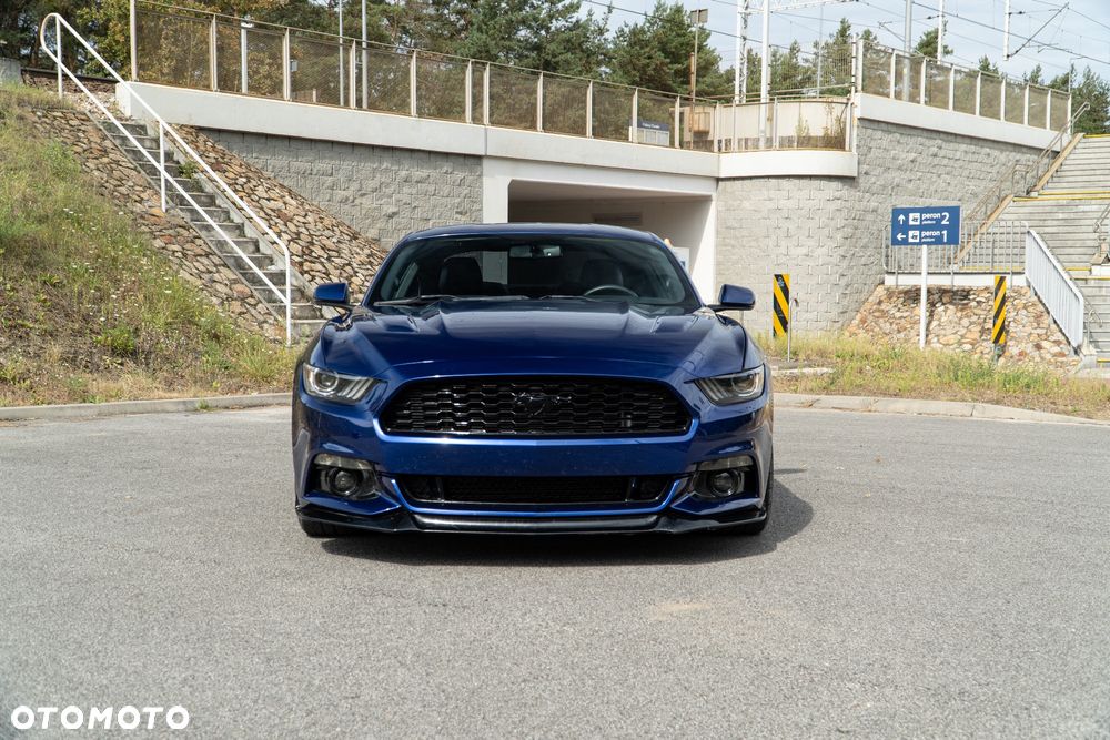 Ford Mustang 5.0 V8 GT - 2