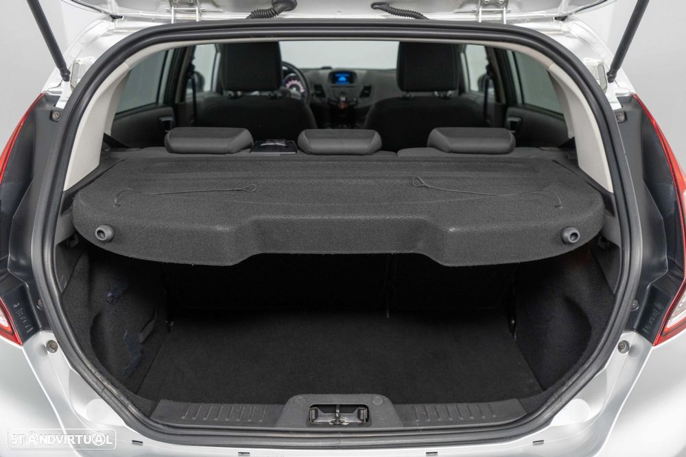 Ford Fiesta 1.0 EcoBoost Titanium - 23