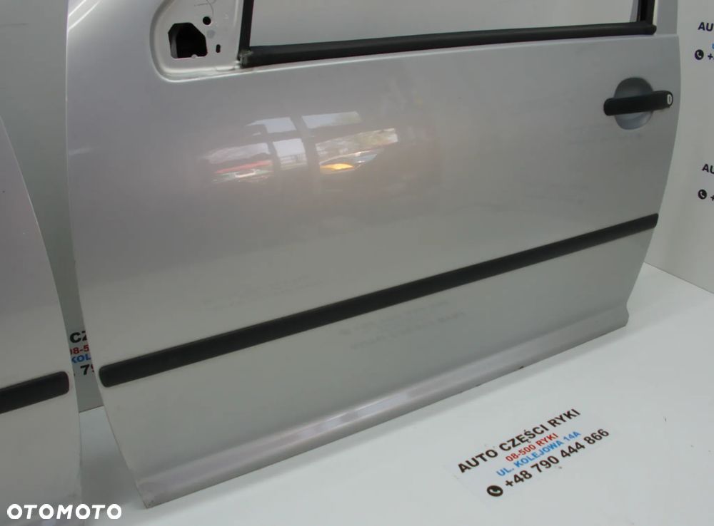 VW Golf 4 IV Drzwi prawe lewe przód LB7Z - 3