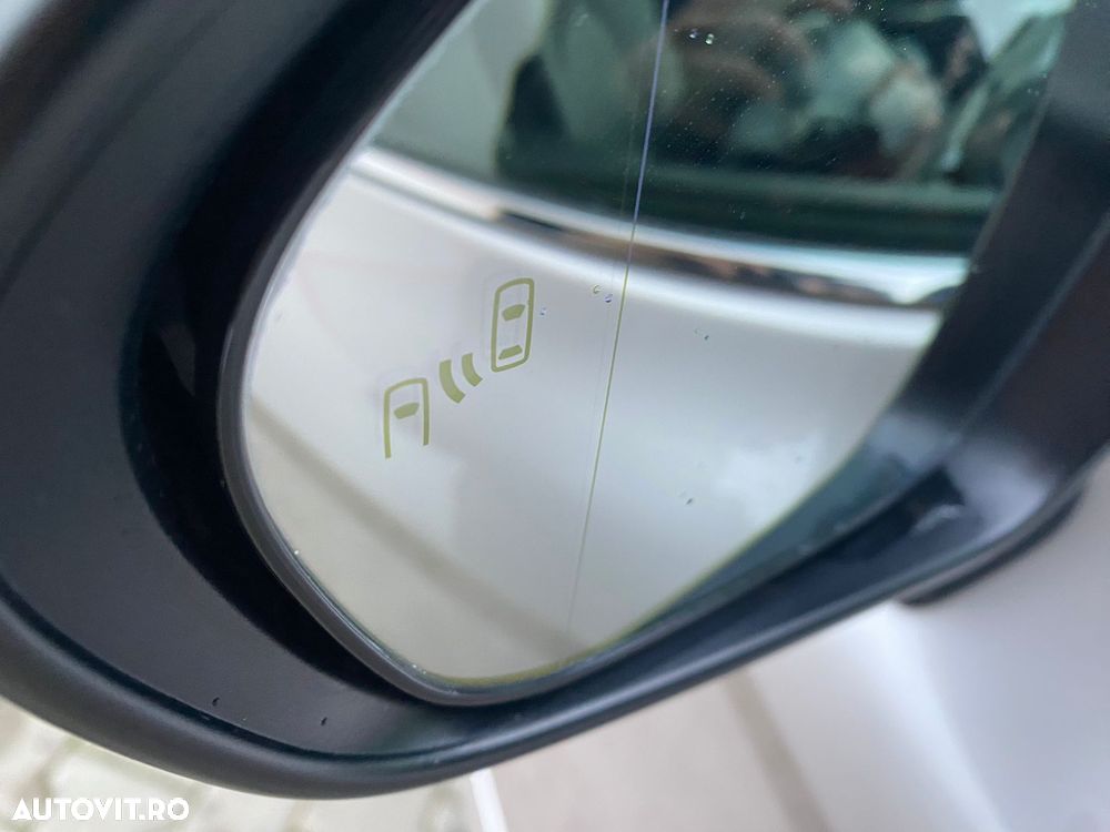 Toyota Camry 2.5 Hybrid Exclusive - 20