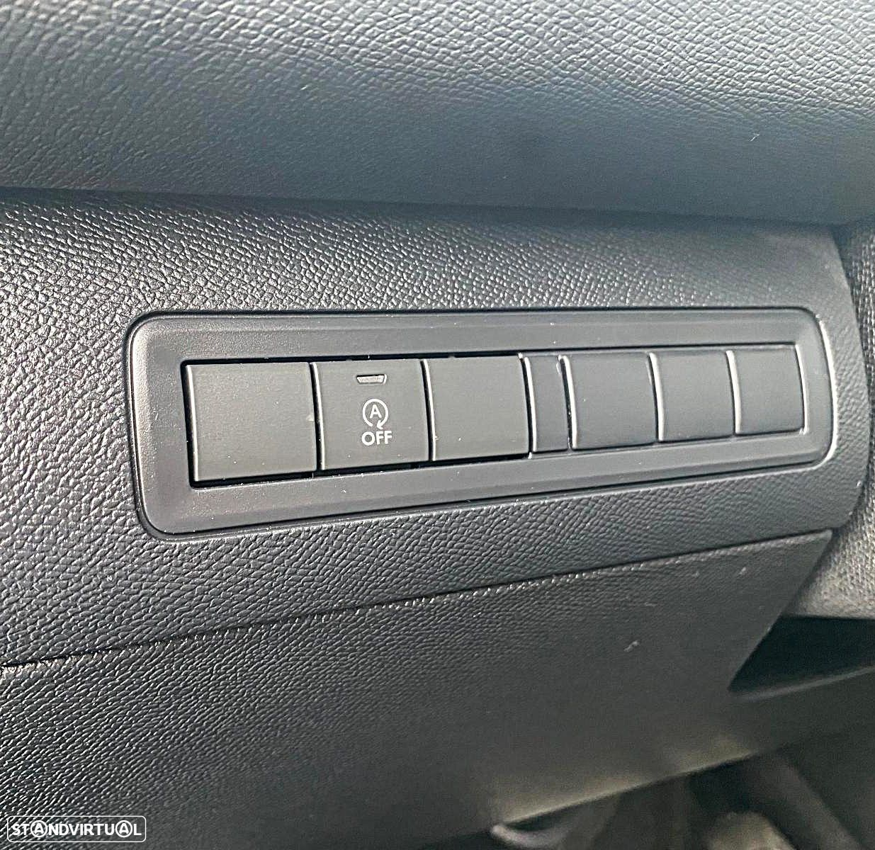 Peugeot 308 SW 1.2 PureTech GT Line EAT6 - 24