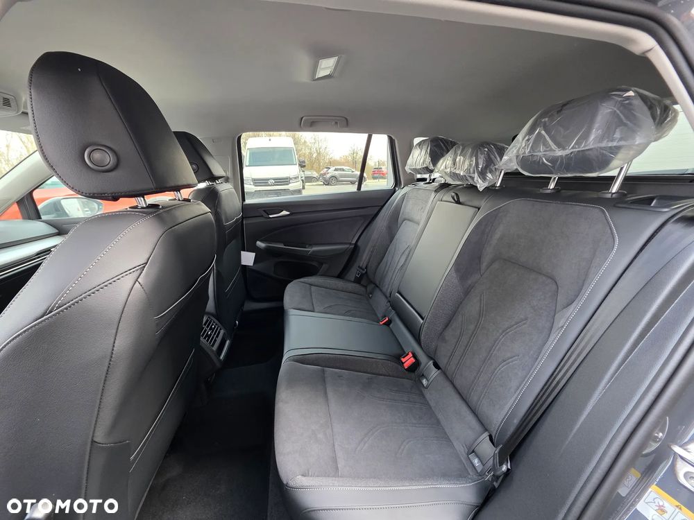 Volkswagen Golf Variant 1.5 eTSI OPF DSG Life - 16
