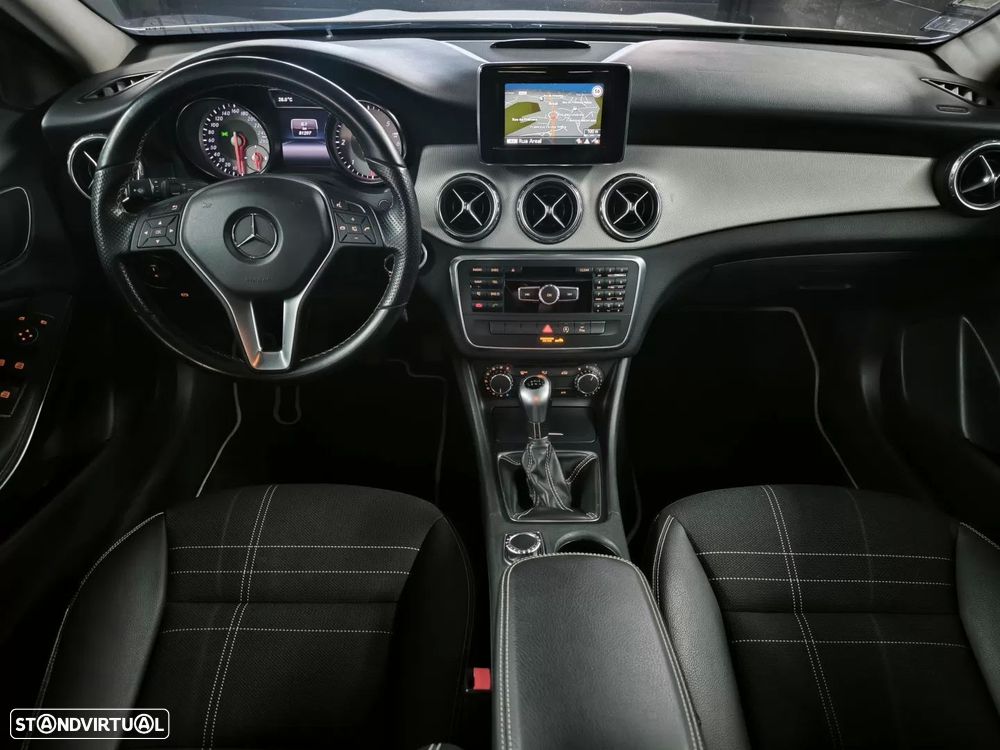 Mercedes-Benz GLA 180 CDI Urban - 6