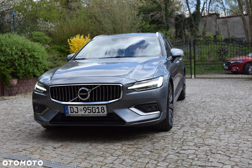 Volvo V60 D4 Drive-E Summum - 1