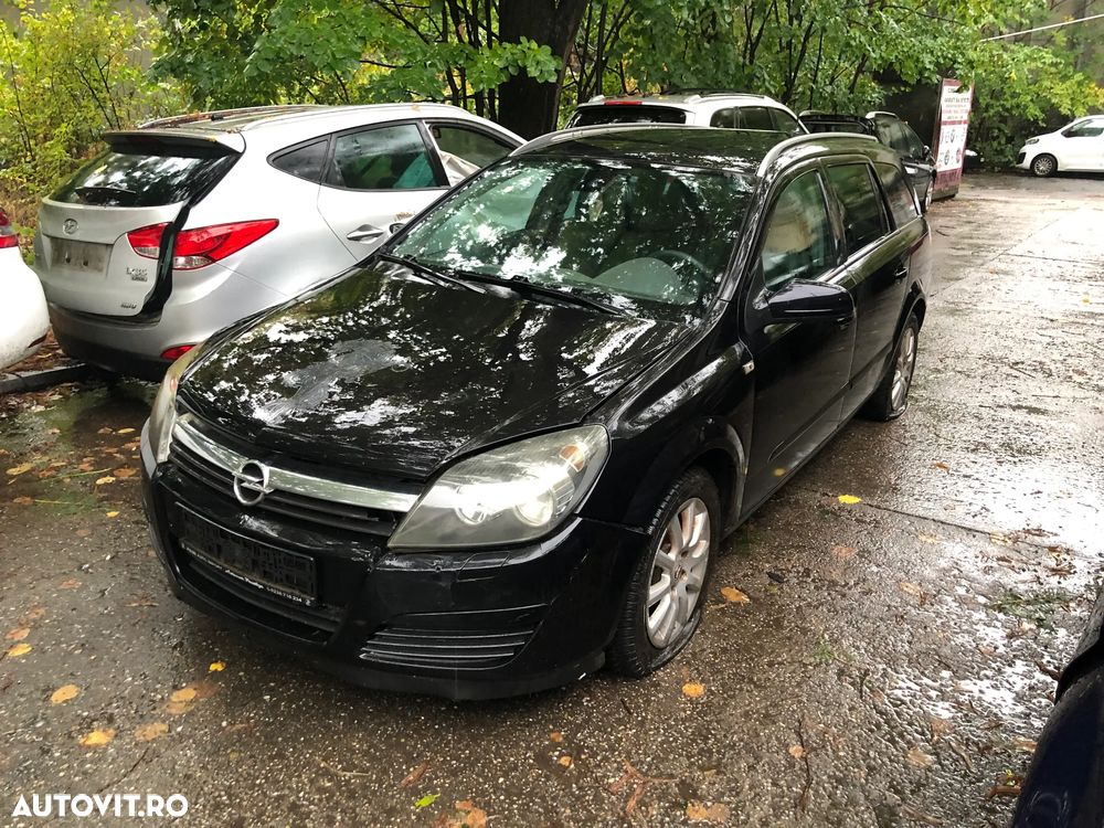 Dezmembrez Opel Astra H break negru 1,7 CDTI 2006 Z 20R