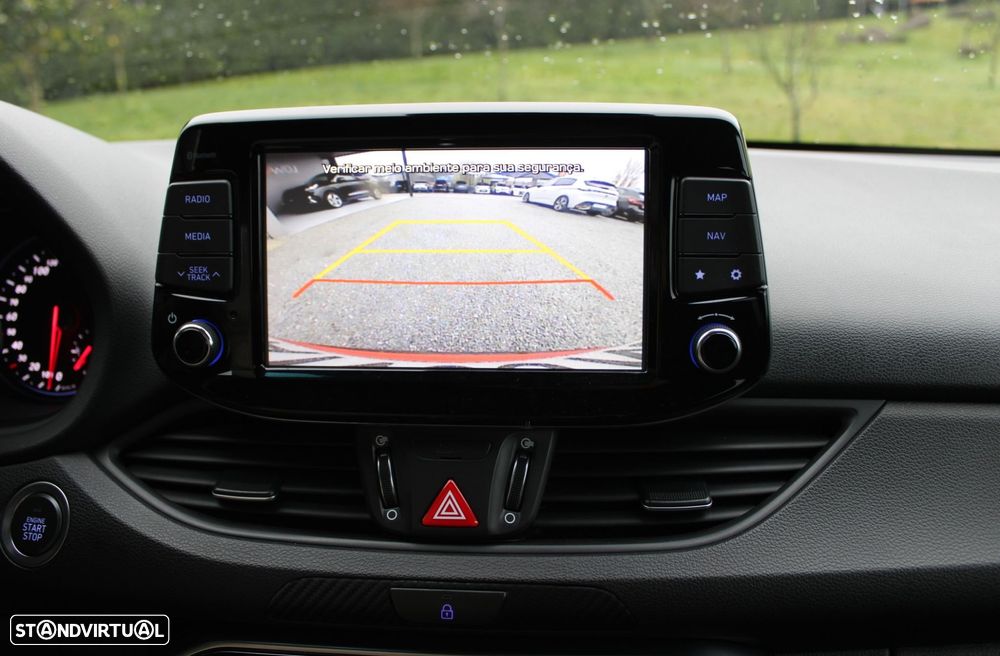 Hyundai i30 N 2.0 T-GDi Performance Pack - 27