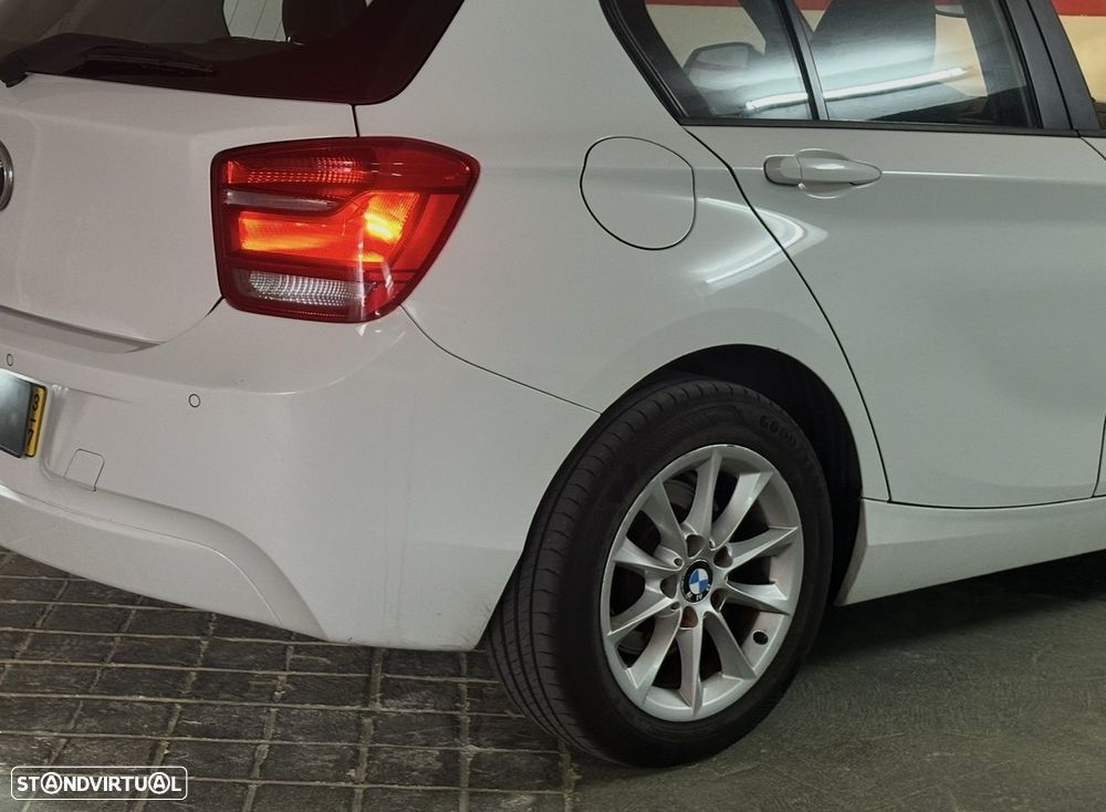 BMW 116 d EDynamics Line Sport - 16