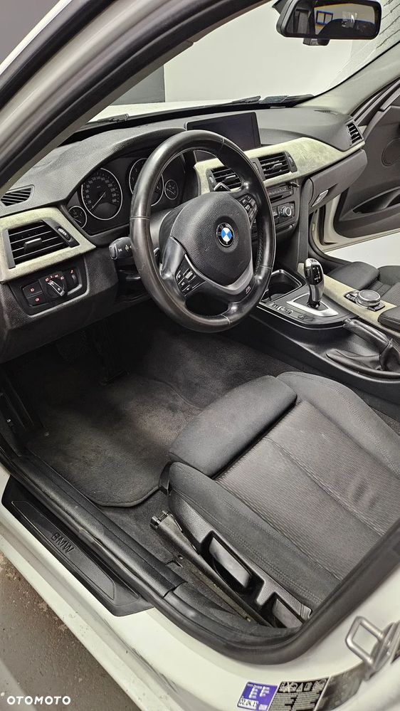 BMW Seria 3 - 14