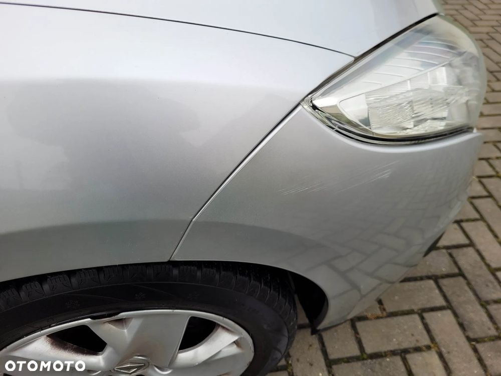 Renault Megane 1.6 16V Authentique Euro5 - 9