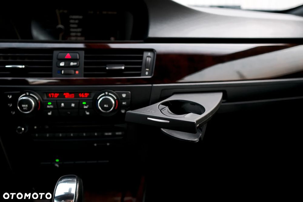BMW Seria 3 - 24