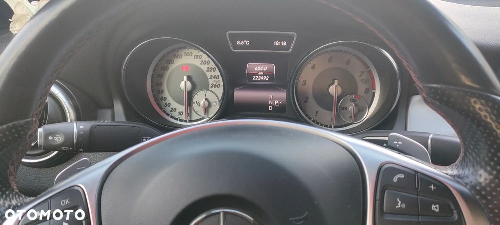 Mercedes-Benz CLA 200 7G-DCT AMG Line - 9