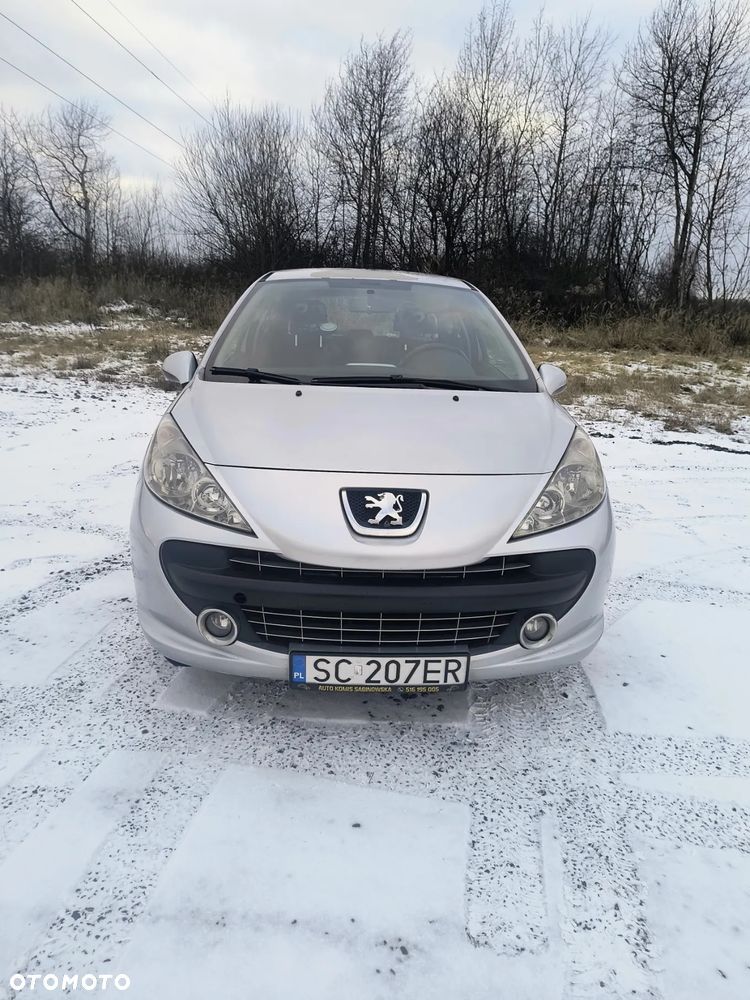 Peugeot 207 1.4 16V Trendy - 1