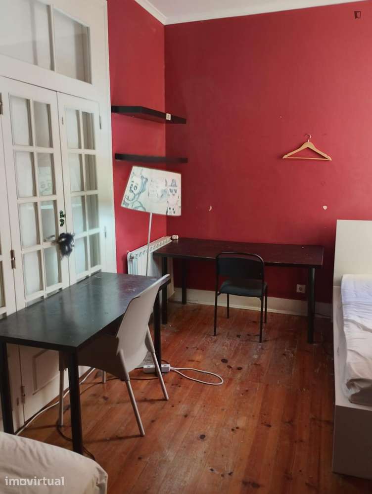 Cama - localizado em Penha de França Lisbon - Grande imagem: 2/7