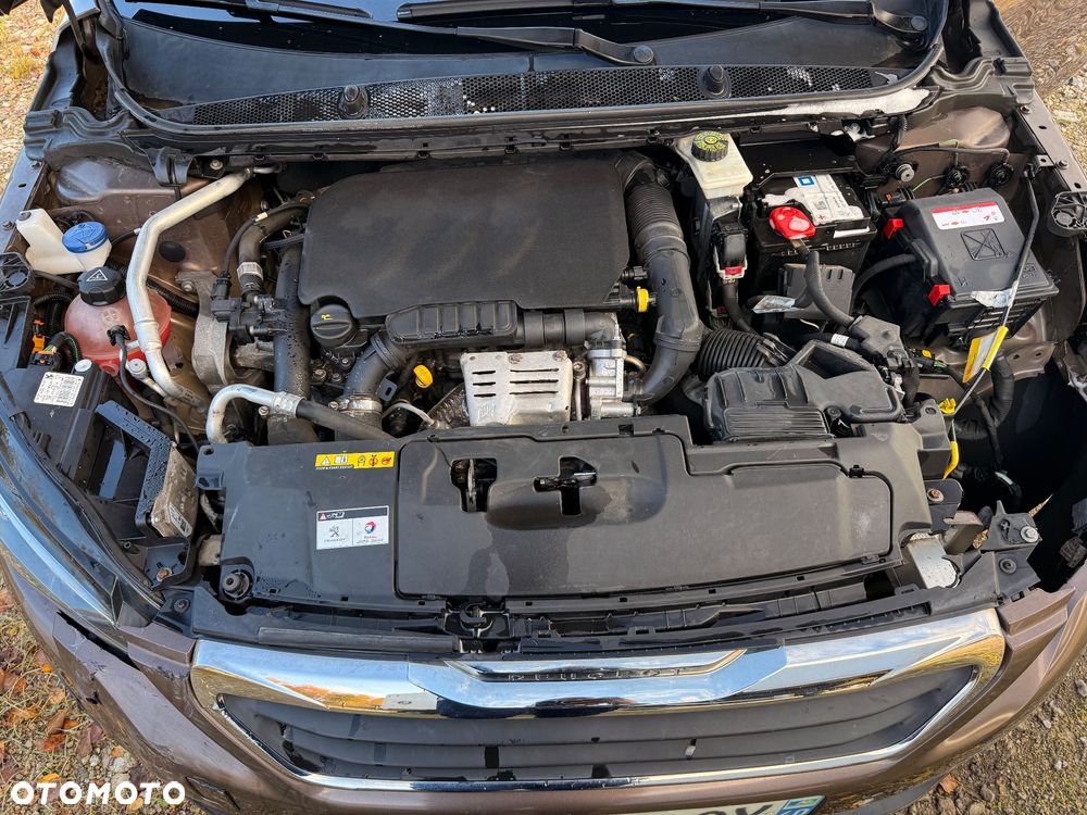 Peugeot 308 1.2 PureTech Allure S&S - 13