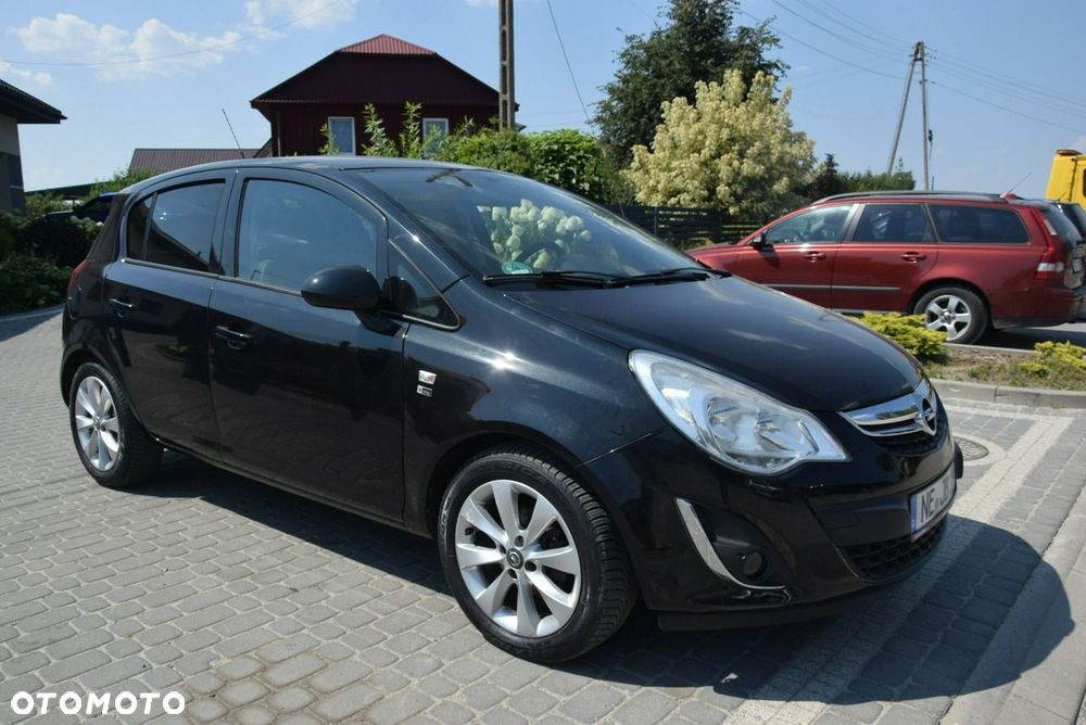 Opel Corsa 1.4 16V 150 Jahre - 7