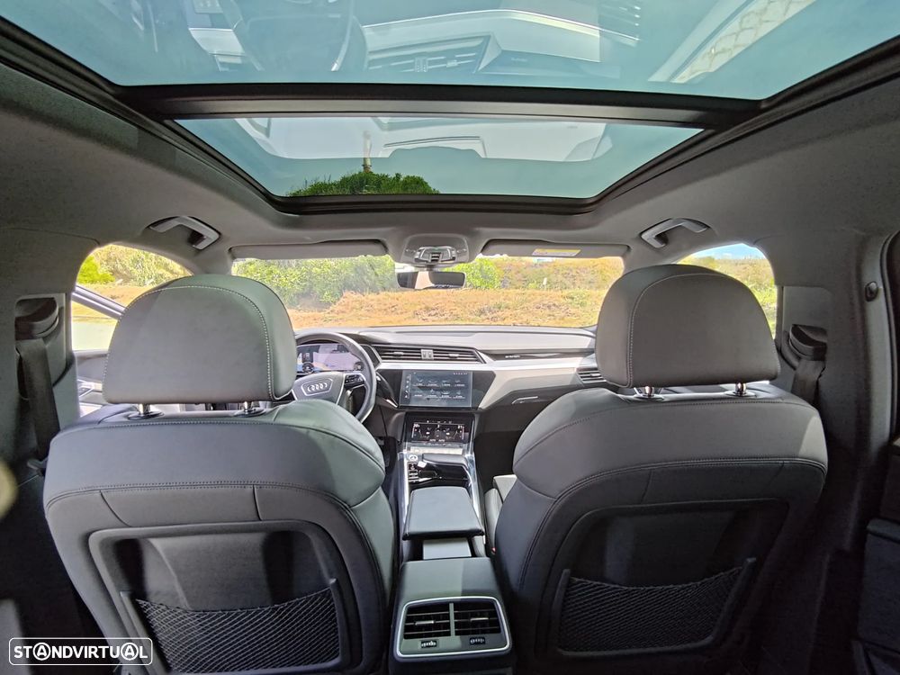 Audi e-tron Sportback 50 quattro - 38