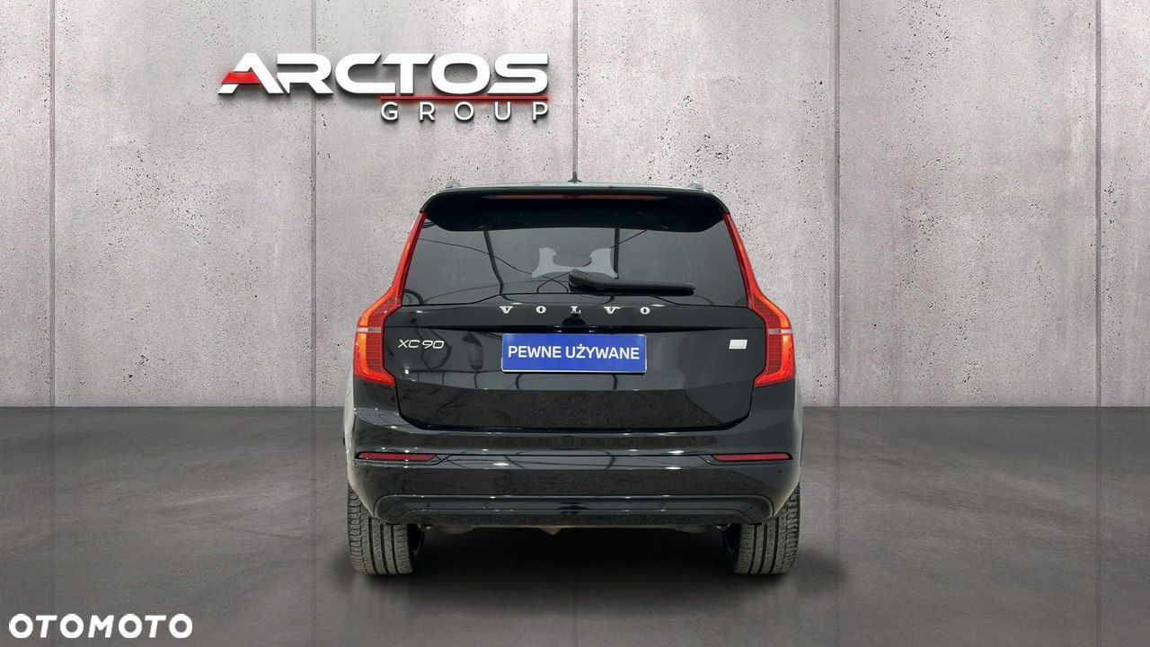 Volvo XC 90 T8 AWD Plug-In Hybrid Ultimate Dark 7os - 4