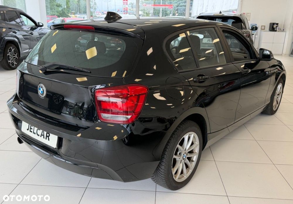 BMW Seria 1 116i - 4