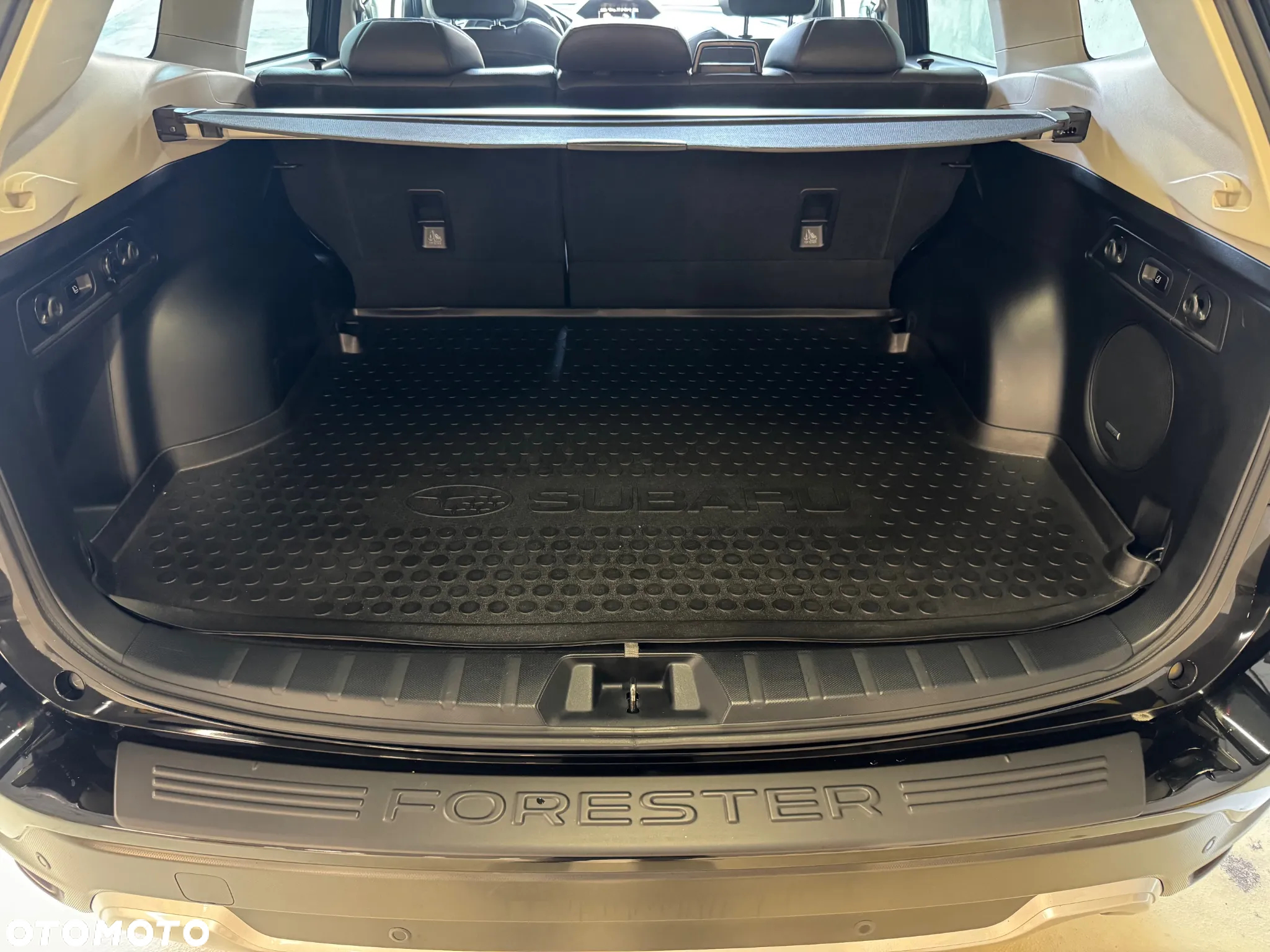 Subaru Forester 2.0i-L Platinum (EyeSight) Lineartronic - 29