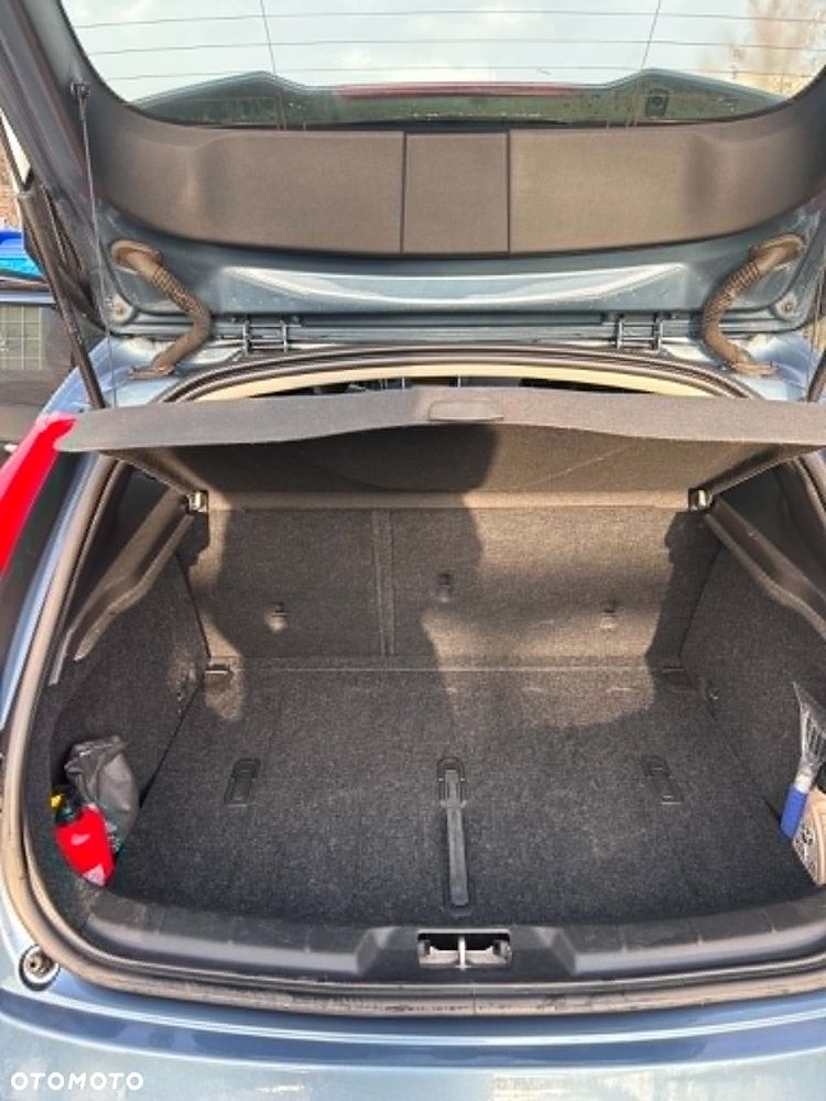Volvo V40 D2 Kinetic - 11