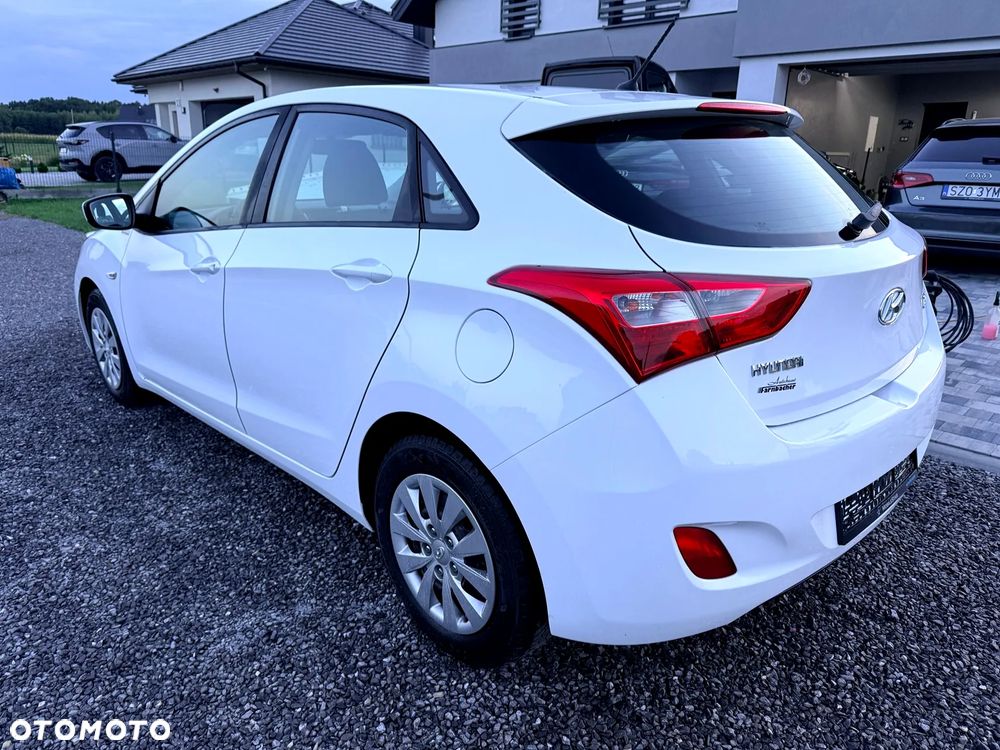 Hyundai i30 1.4 Family - 20