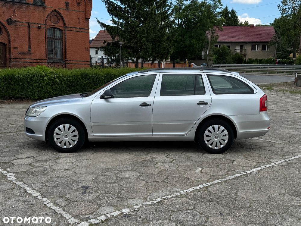 Skoda Octavia 1.6 TDI Ambiente - 3
