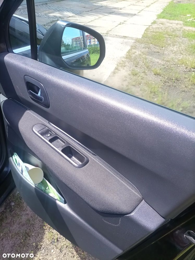 Peugeot 5008 HDI FAP 110 Family - 8
