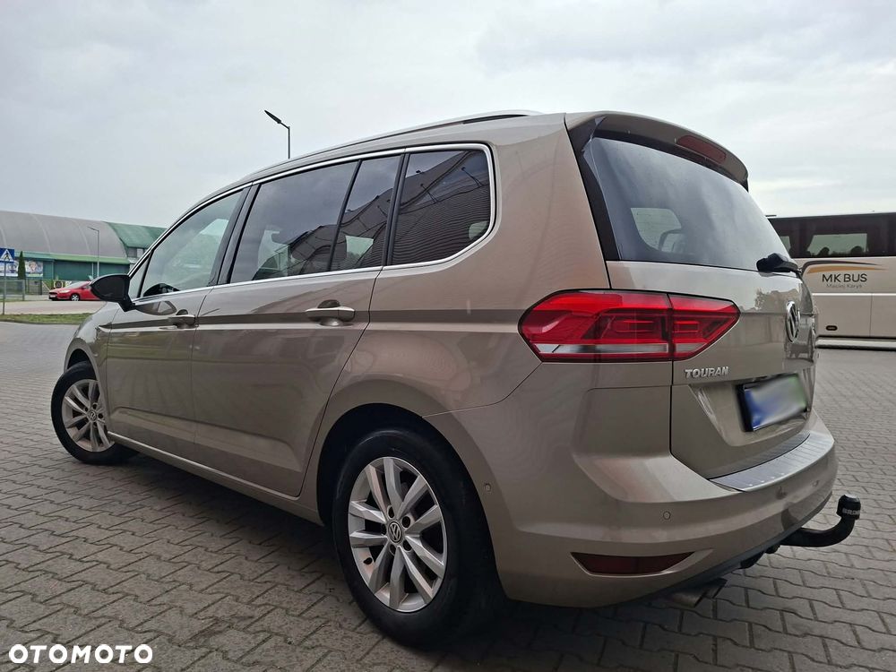 Volkswagen Touran 1.4 TSI (BlueMotion Technology) DSG Highline - 23