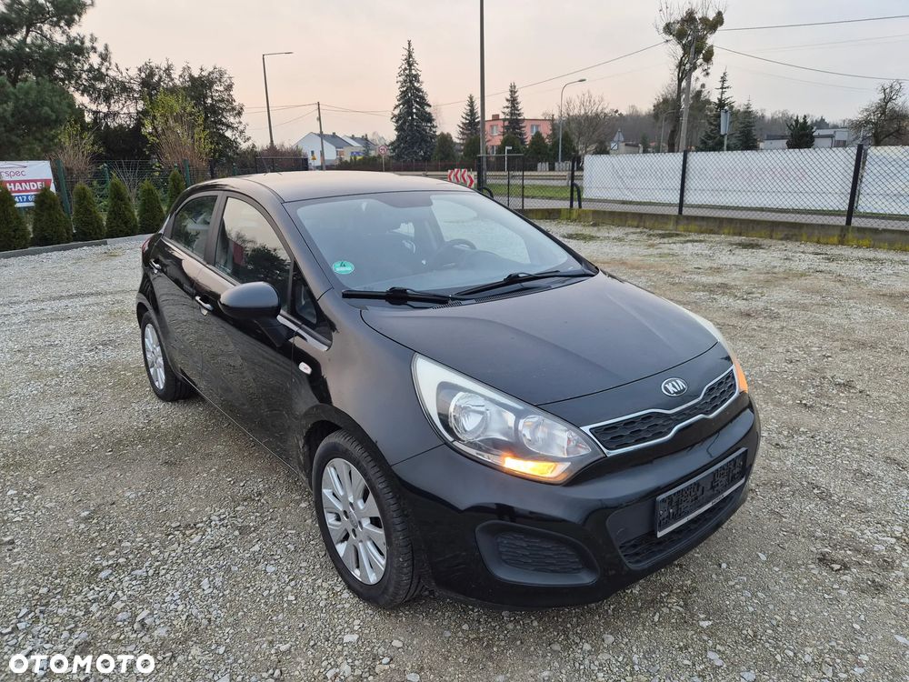 Kia Rio - 2