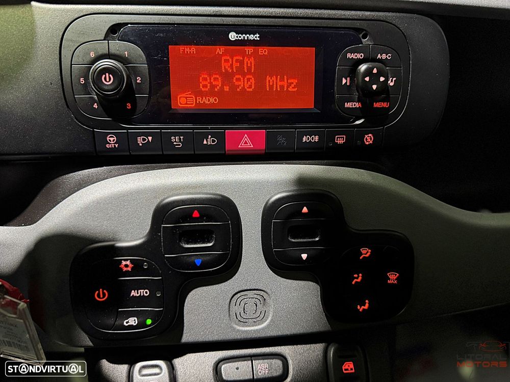 Fiat Panda 1.0 Hybrid Cross - 24