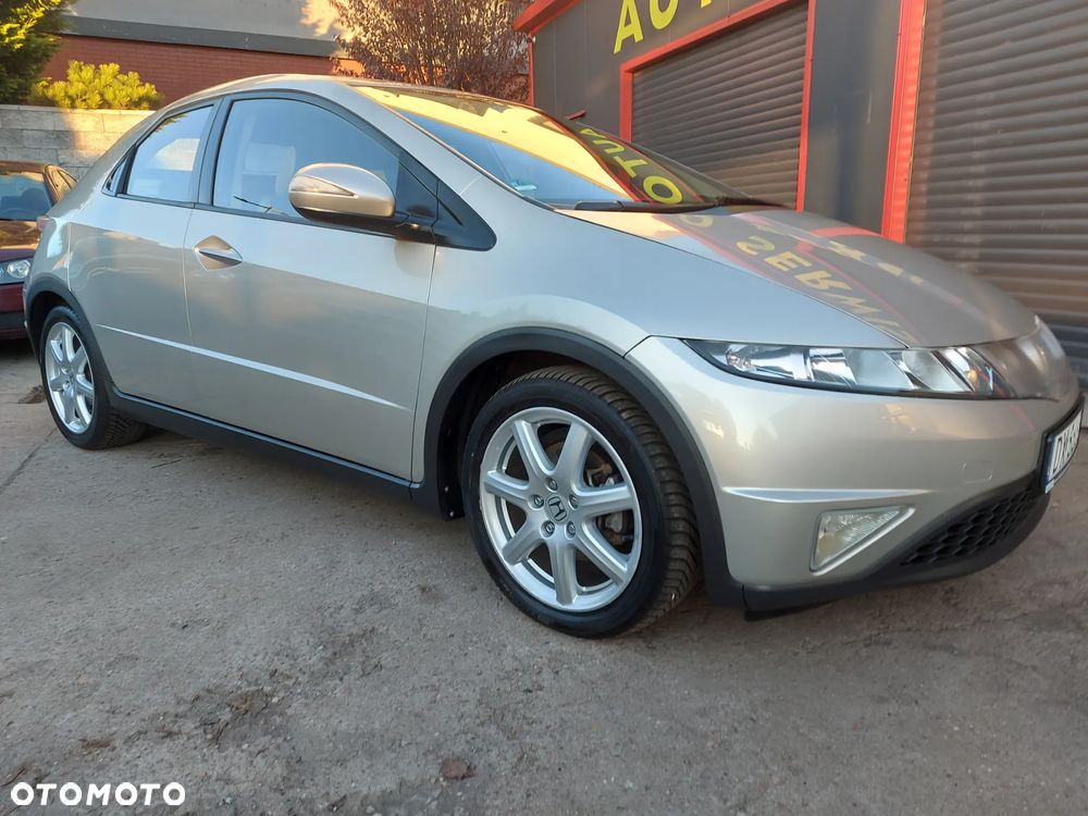 Honda Civic 1.8 Executive - 2