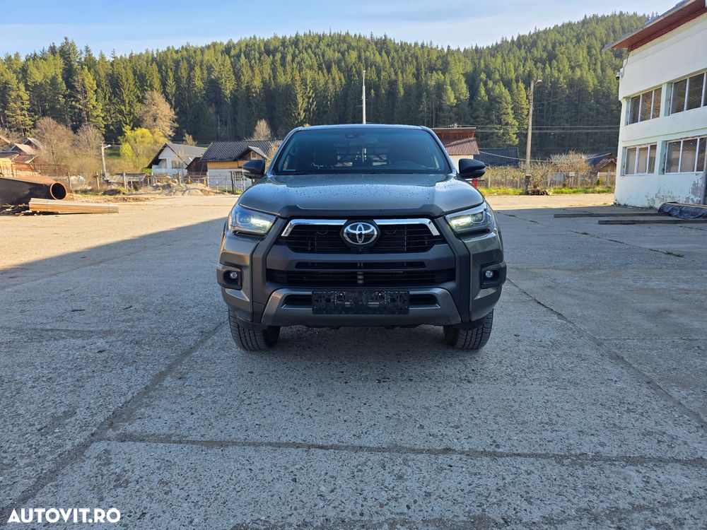 Toyota Hilux - 2