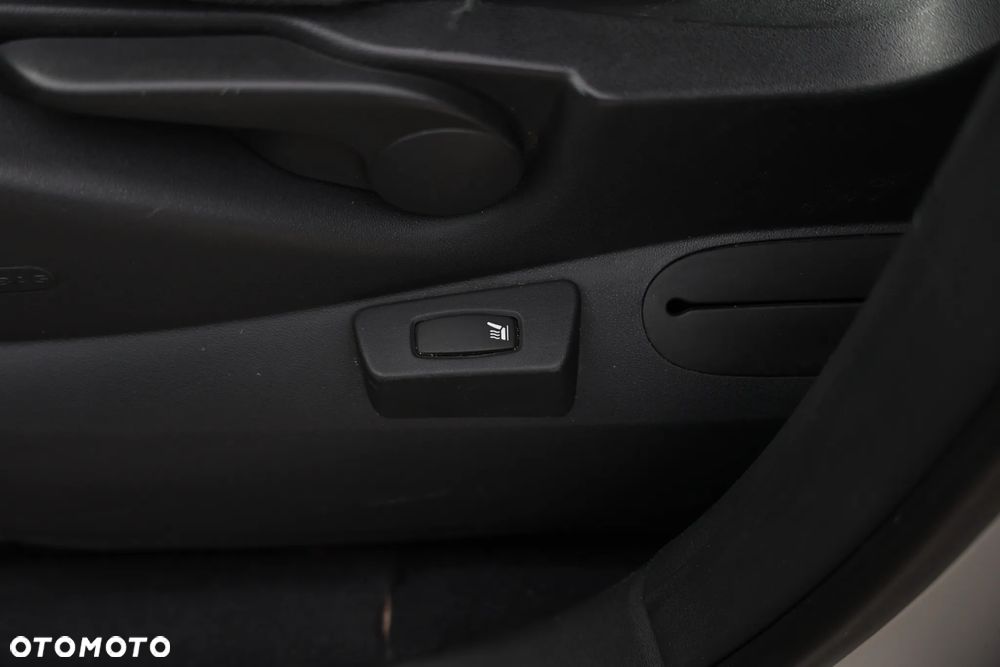 Renault Scenic 1.6 16V Confort Expression - 12