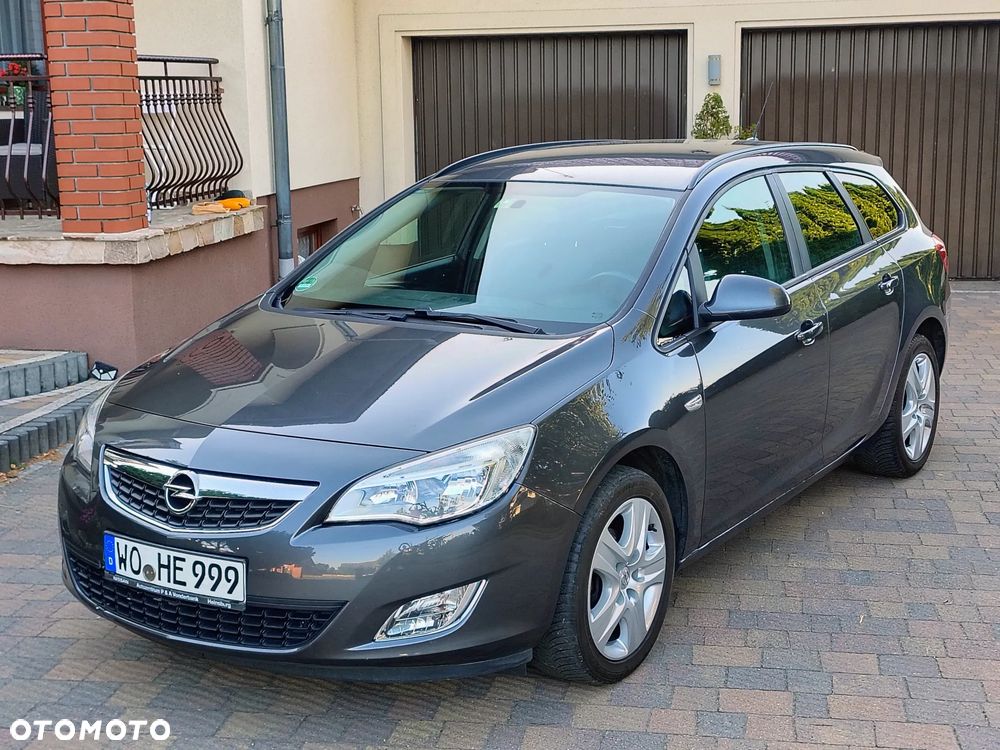 Opel Astra 1.4 Turbo Edition - 1