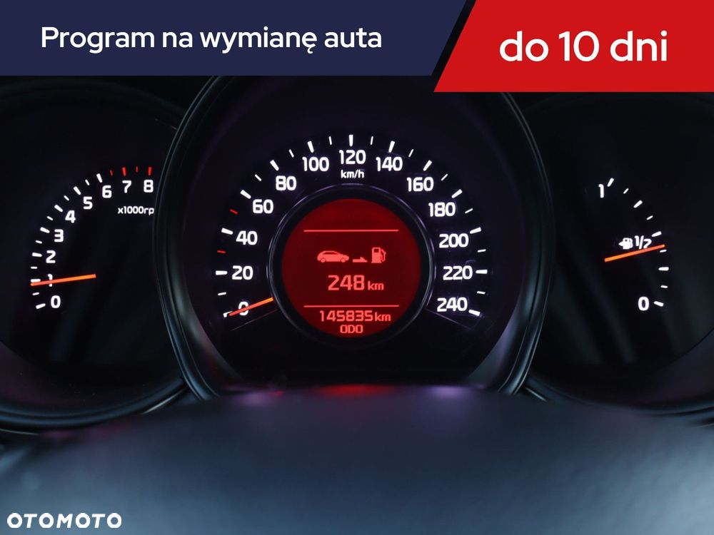 Kia Ceed - 13