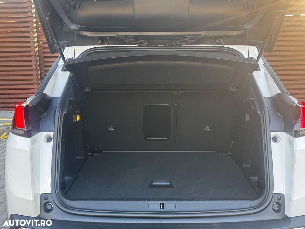 Peugeot 3008 1.5 BlueHDI 130 EAT8 Allure Pack - 24