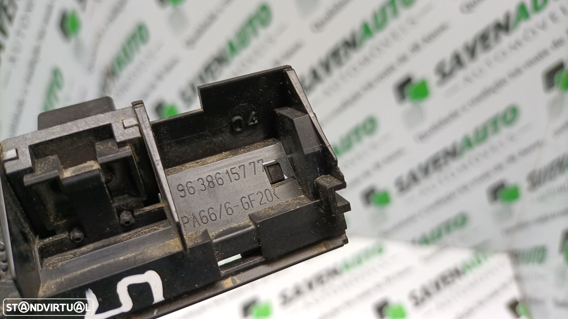 Interruptor / Switch / Botão Da Mala Peugeot 5008 (0U_, 0E_) - 3