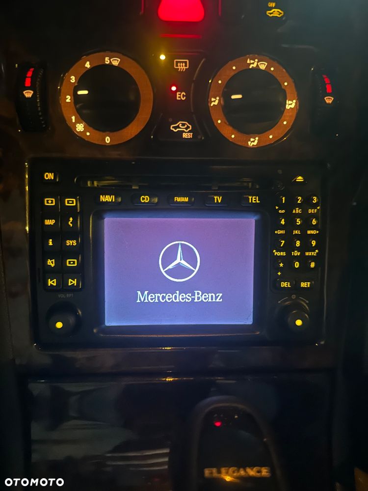 Mercedes-Benz Klasa E - 18