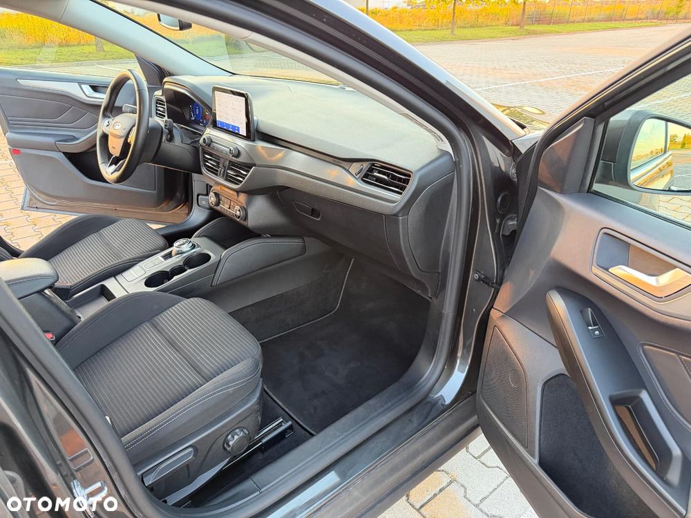 Ford Focus 1.0 EcoBoost Titanium Business - 12