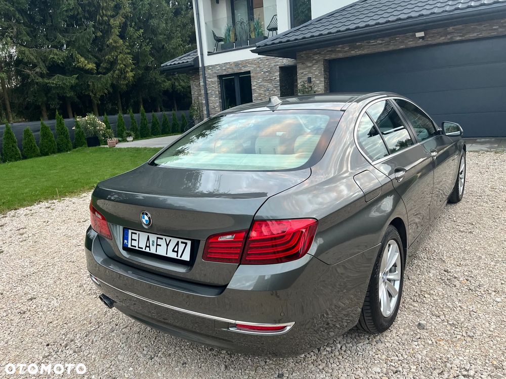 BMW Seria 5 520d Efficient Dynamics Edition - 11