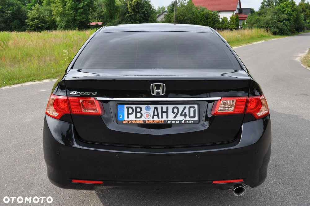Honda Accord 2.0 Elegance 50 Jahre Edition - 12