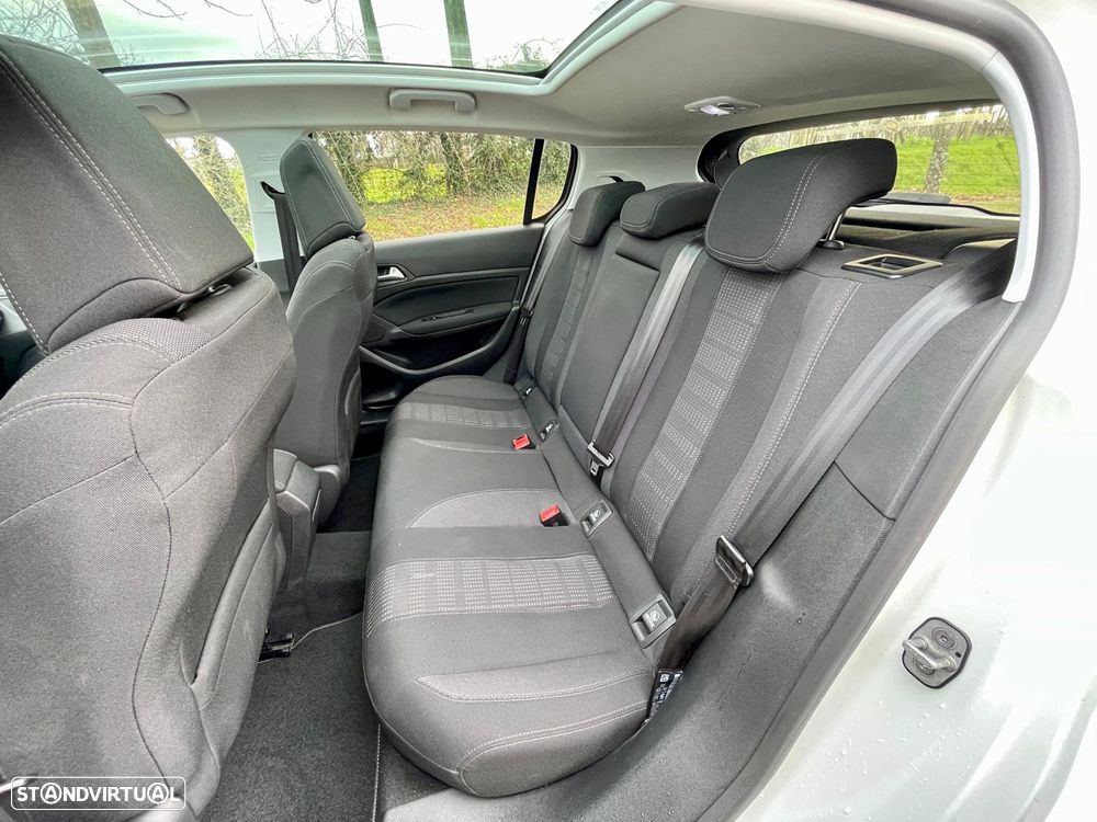 Peugeot 308 1.6 BlueHDi Allure - 4