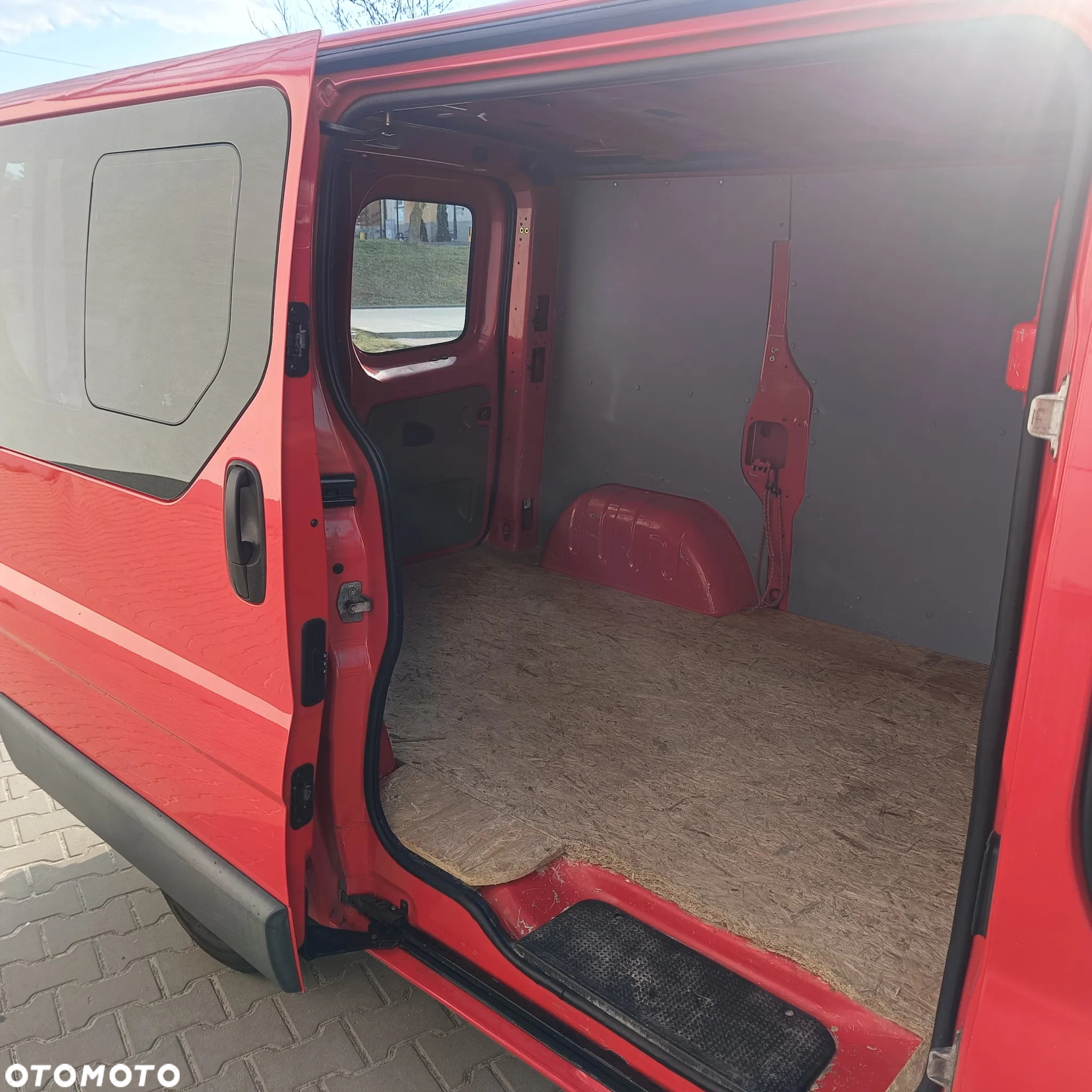 Opel VIVARO - 9