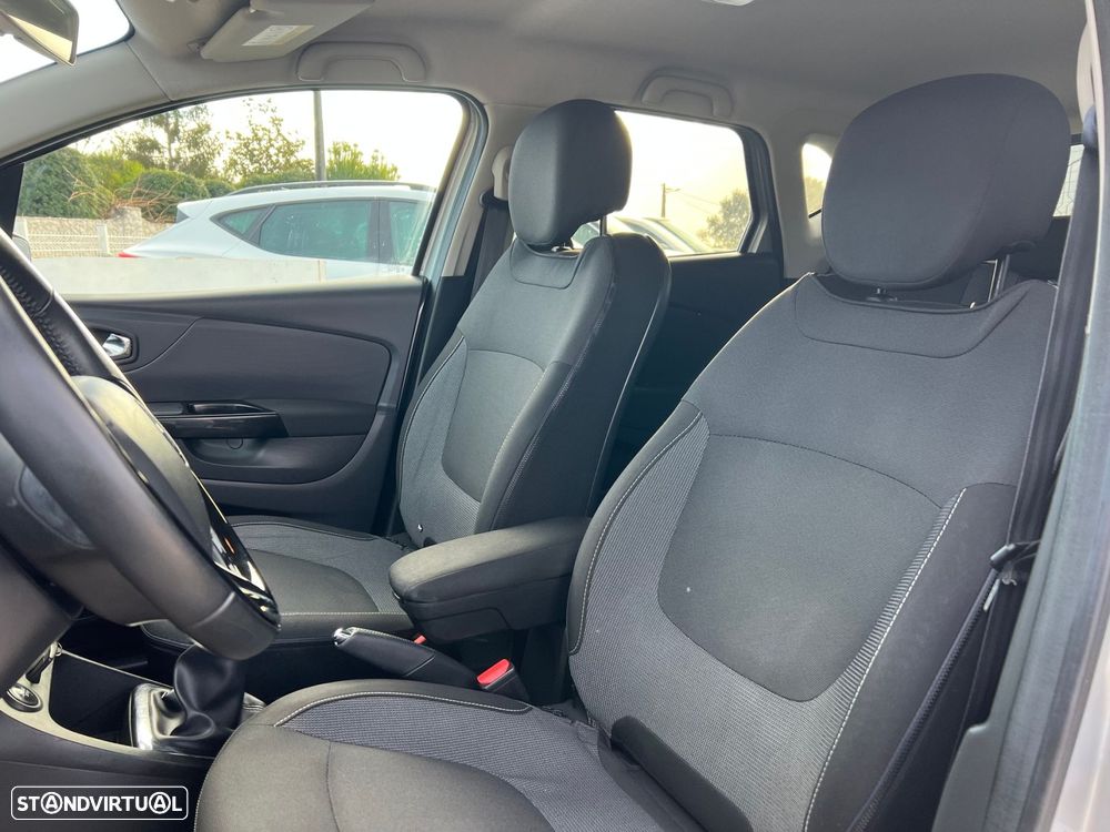 Renault Captur 0.9 TCE Exclusive - 4