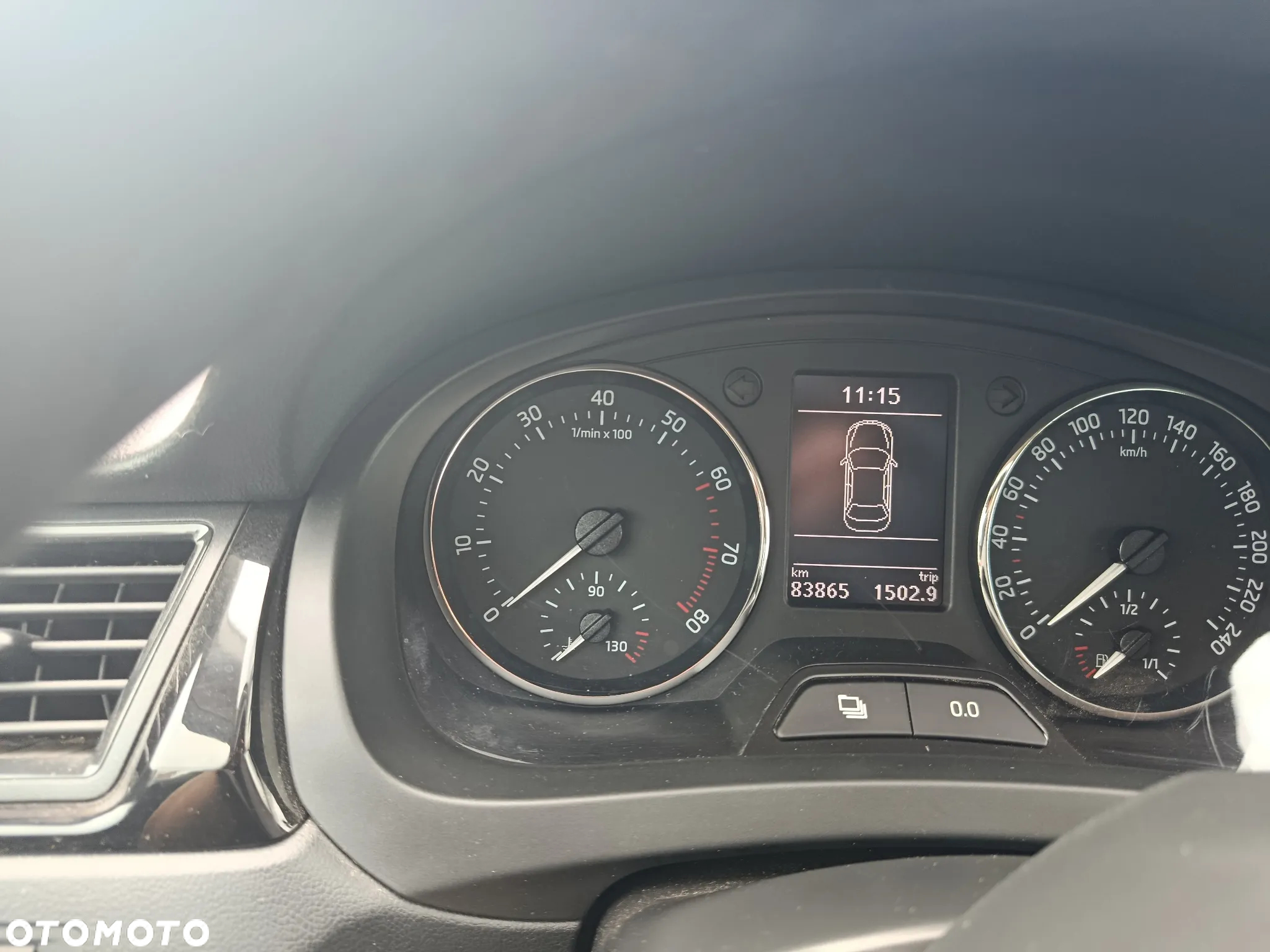 Skoda RAPID 1.2 TSI Active Max - 10
