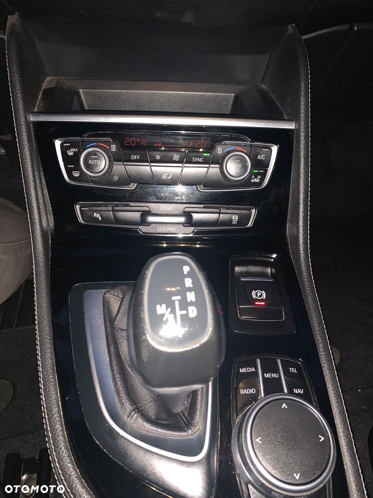 BMW Seria 2 218i Luxury Line - 5