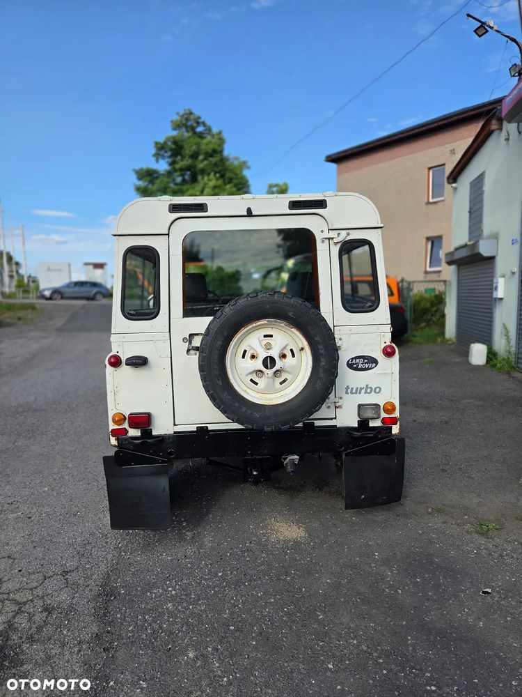 Land Rover Defender - 6