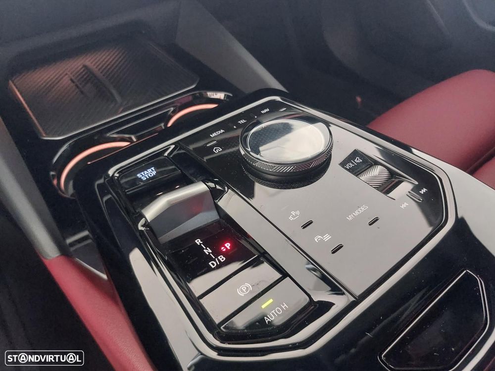 BMW i5 eDrive40 Pack Desportivo M Pro - 42